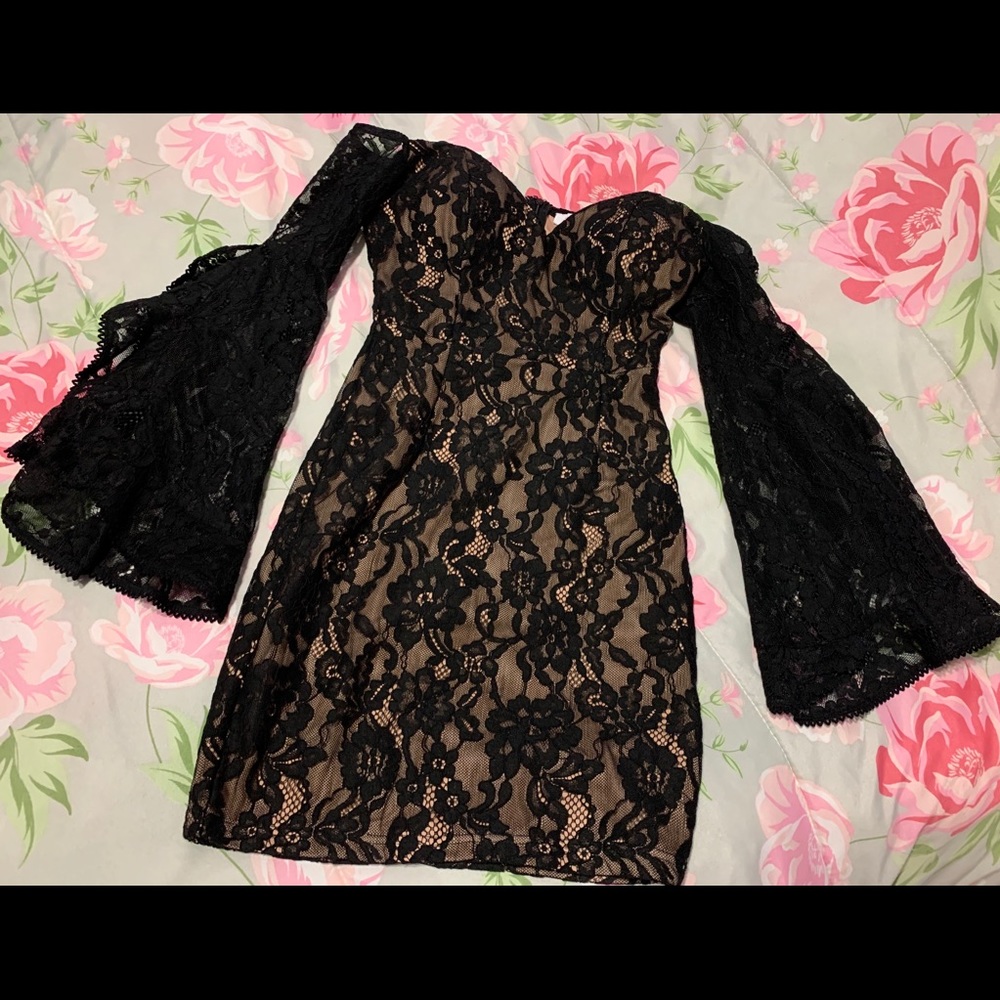 Agaci black off the shoulder mini lace dress